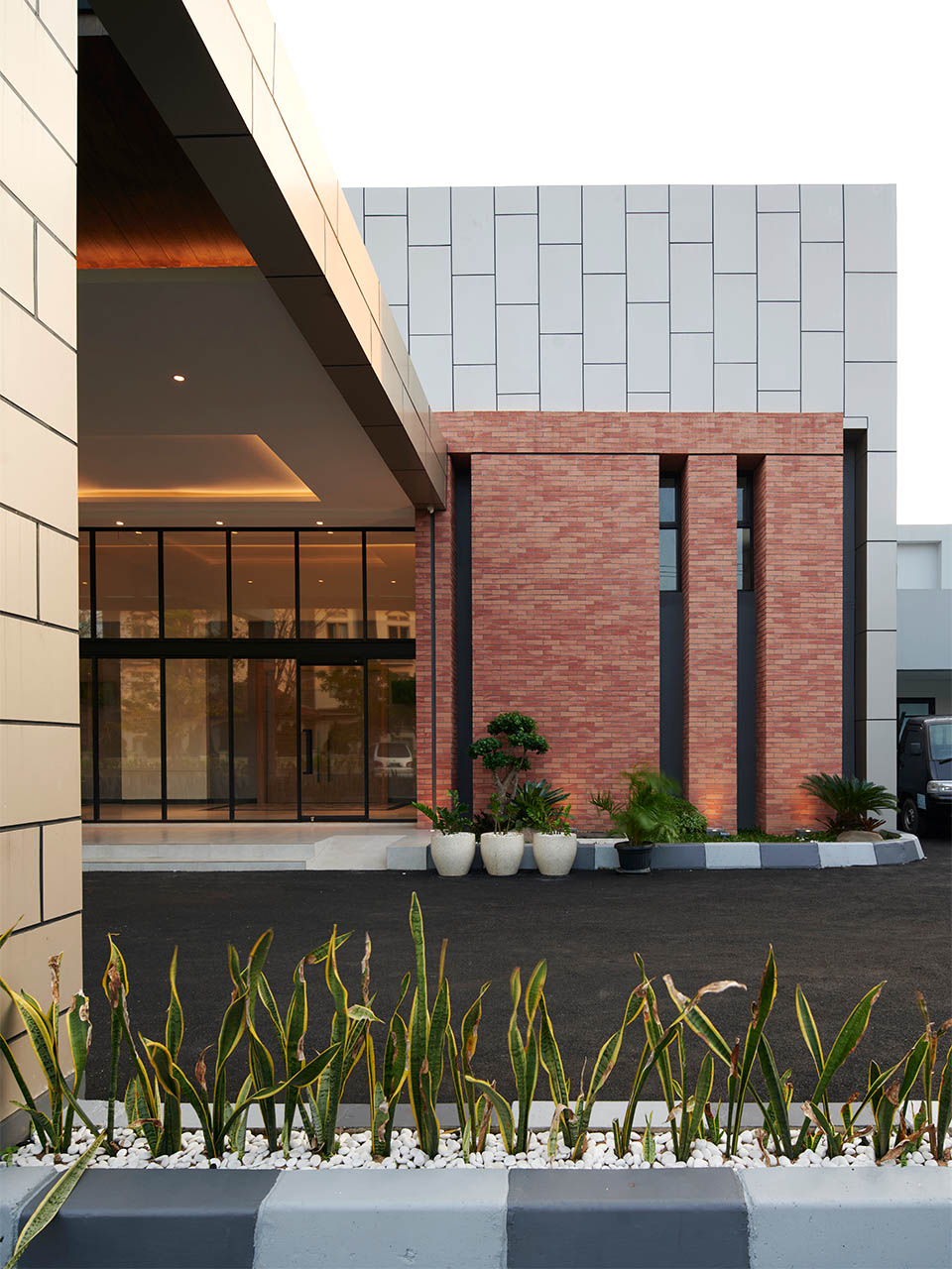 Fitra Hotel - Slide 7