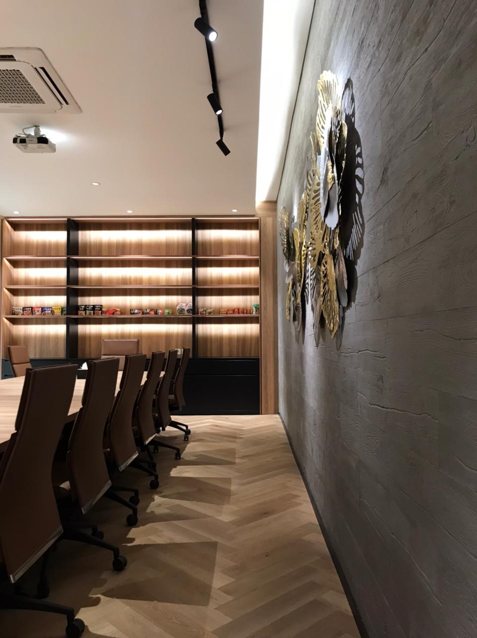 Jakarana Tama Office - Slide 5