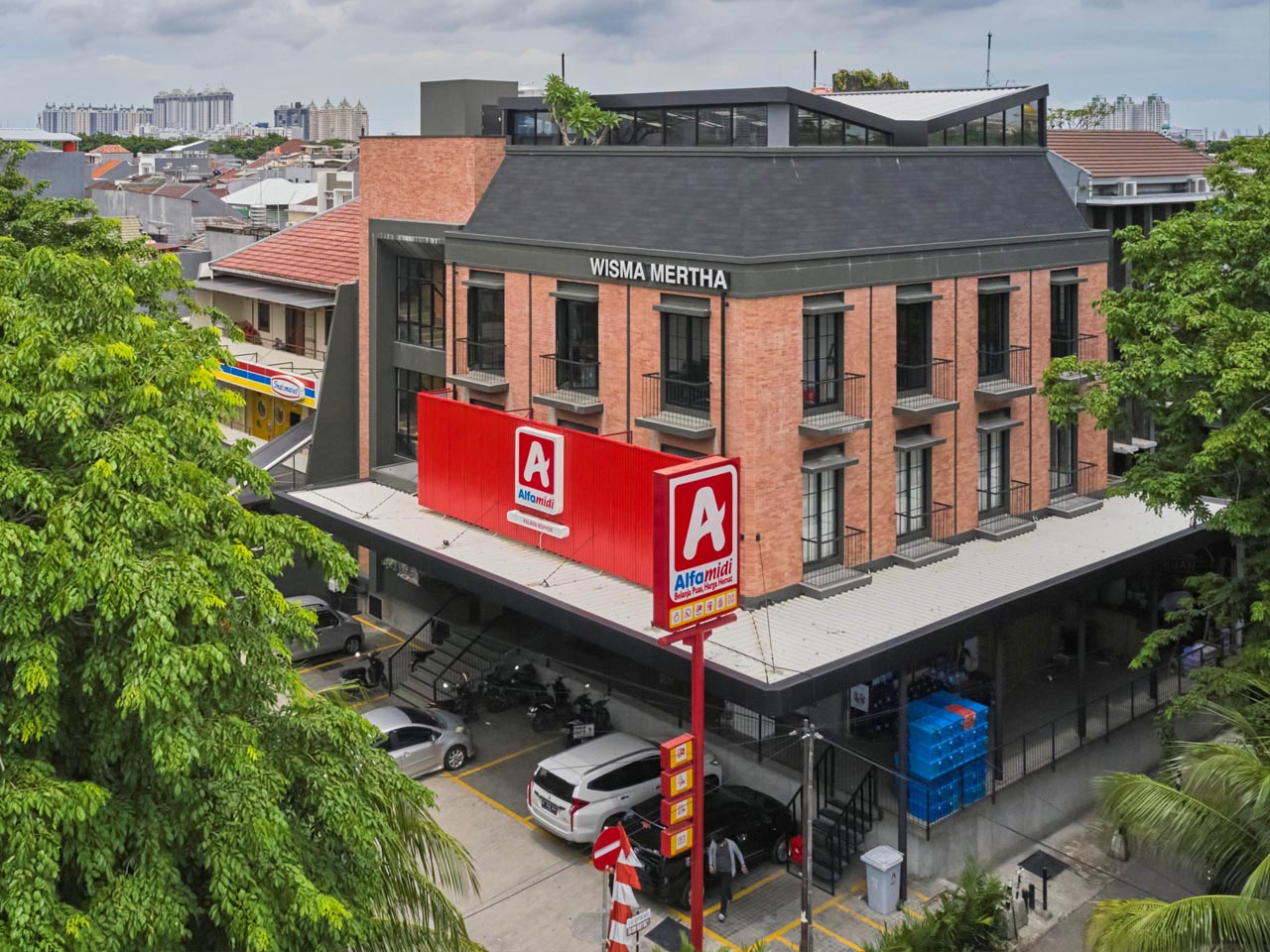 Wisma Mertha - Slide 2