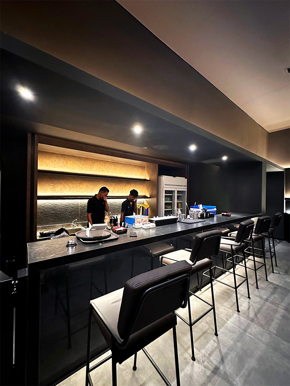 Centro K-TV & Lounge - Slide 8