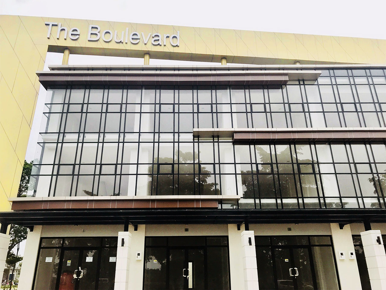 The Boulevard Jakarta Garden City - Slide 2