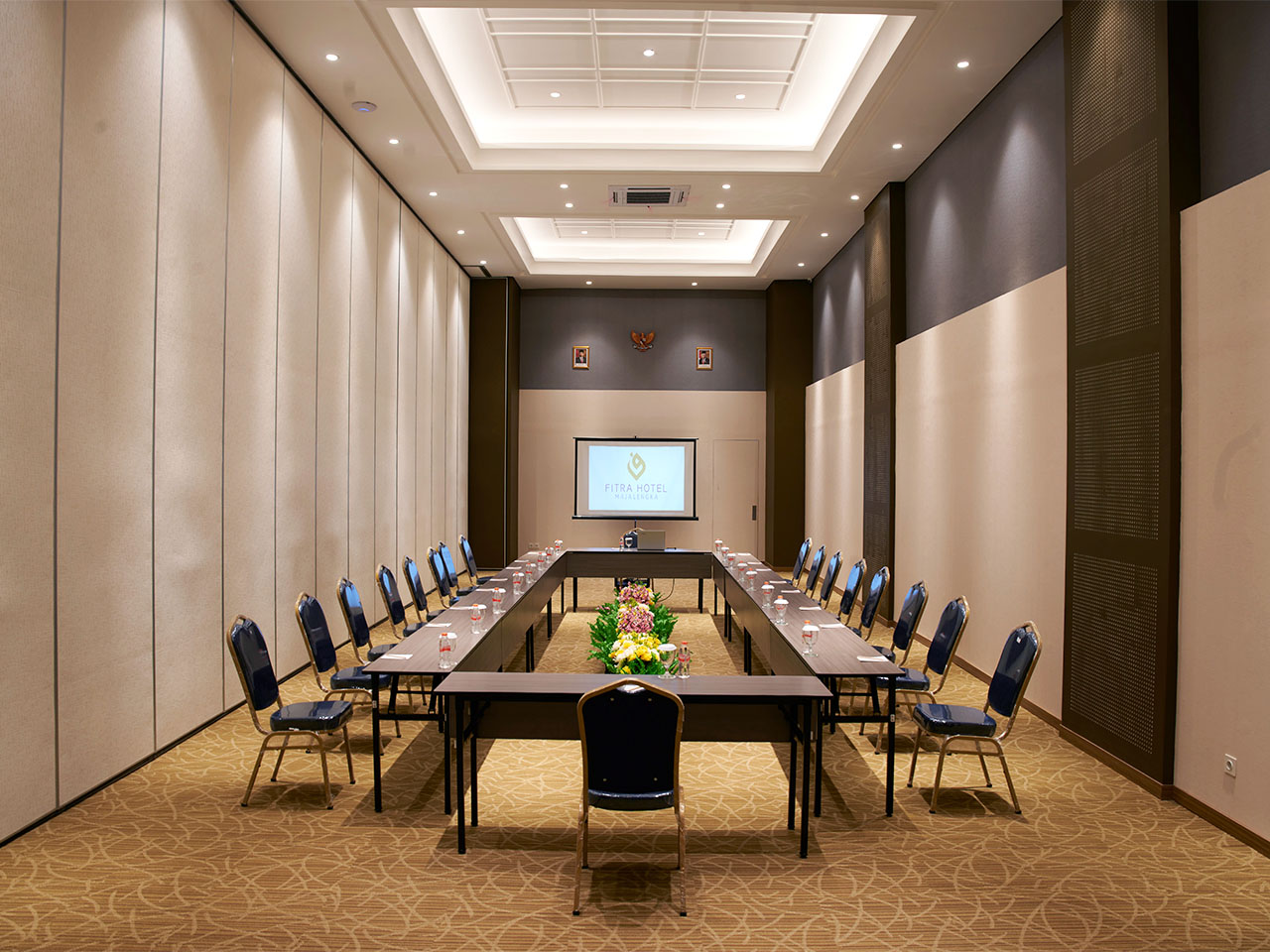 Fitra Hotel - Slide 9