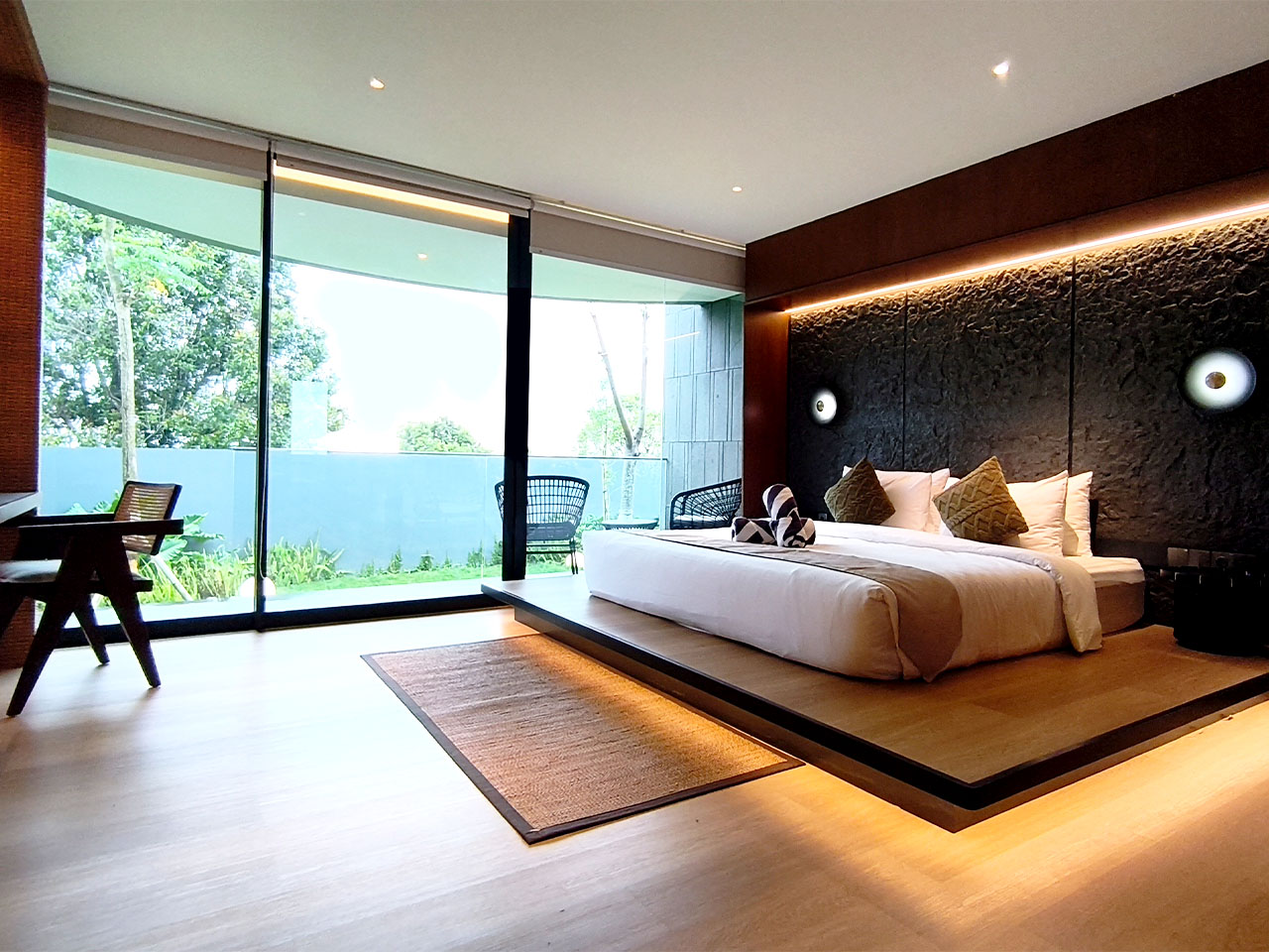 Calma Villa - Slide 18