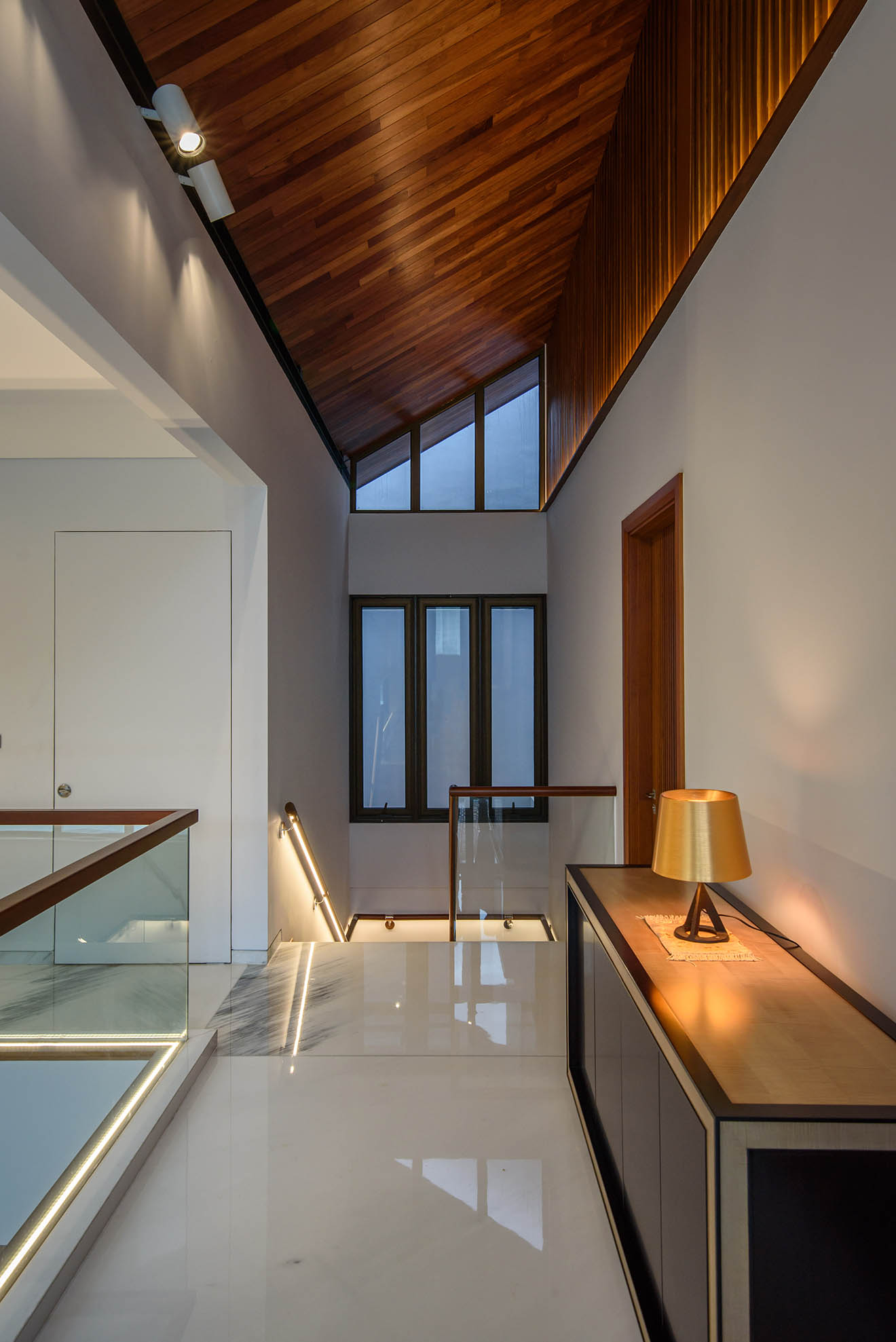 HAL House - Slide 11