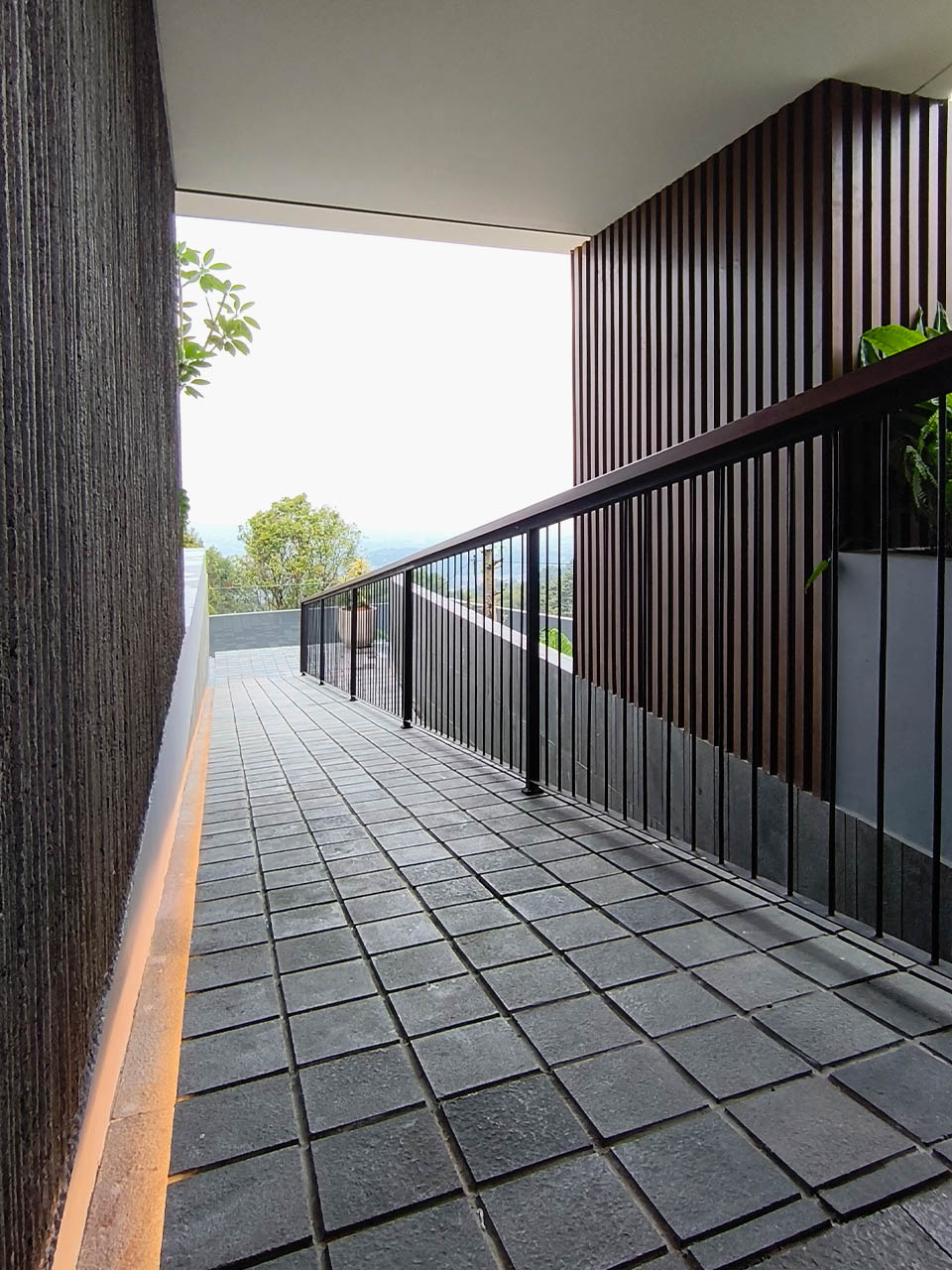 Calma Villa - Slide 11